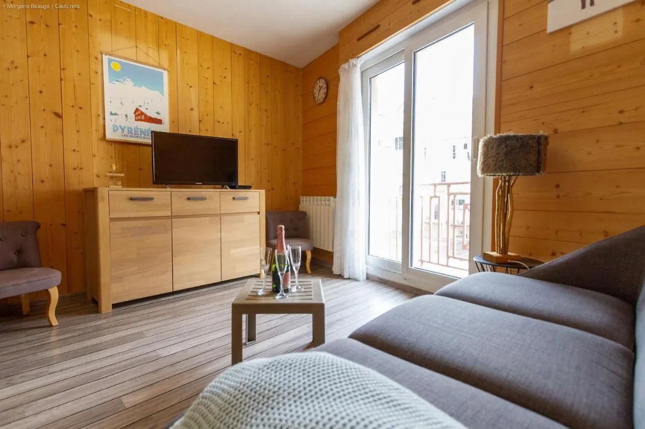 Appartement centre ville parking balcon et wi fi Cauterets 0*,